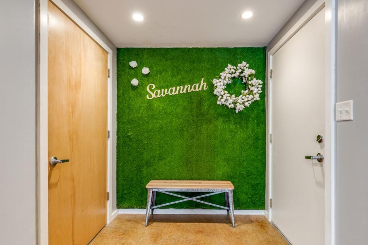 Walk Score 90!!-Historic Downtown District-2 Blocks To Famous Forsyth Park- Huge Private Patio-Private Parking Savannah Esterno foto