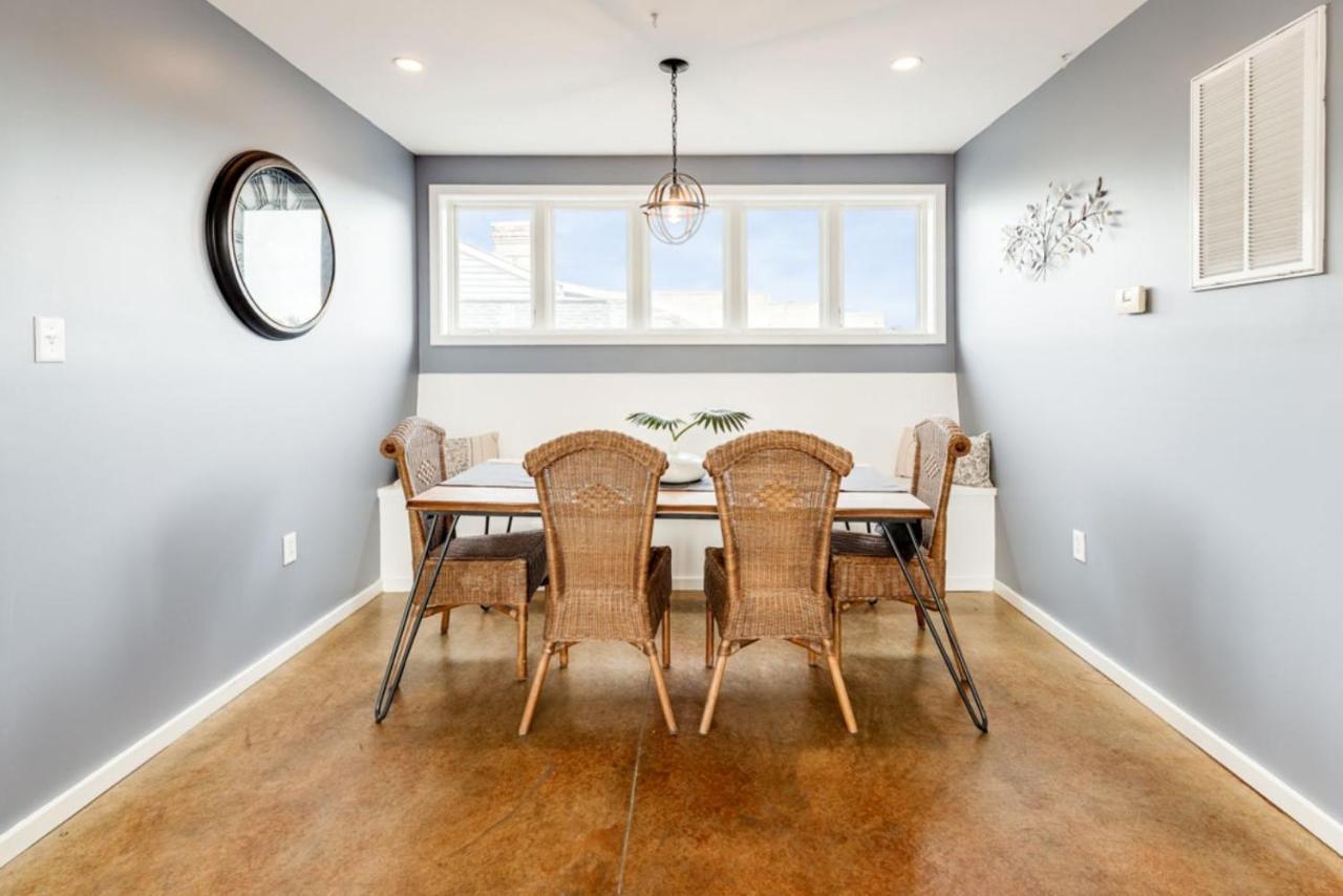 Walk Score 90!!-Historic Downtown District-2 Blocks To Famous Forsyth Park- Huge Private Patio-Private Parking Savannah Esterno foto