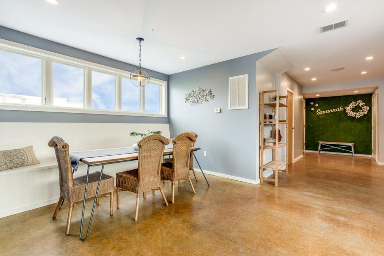 Walk Score 90!!-Historic Downtown District-2 Blocks To Famous Forsyth Park- Huge Private Patio-Private Parking Savannah Esterno foto
